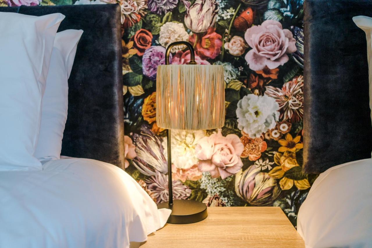 Stylish 2-Bed City-Centre Home In Chester By 53 Degrees Property - Ideal For Couples & Groups - Sleeps 6 ภายนอก รูปภาพ