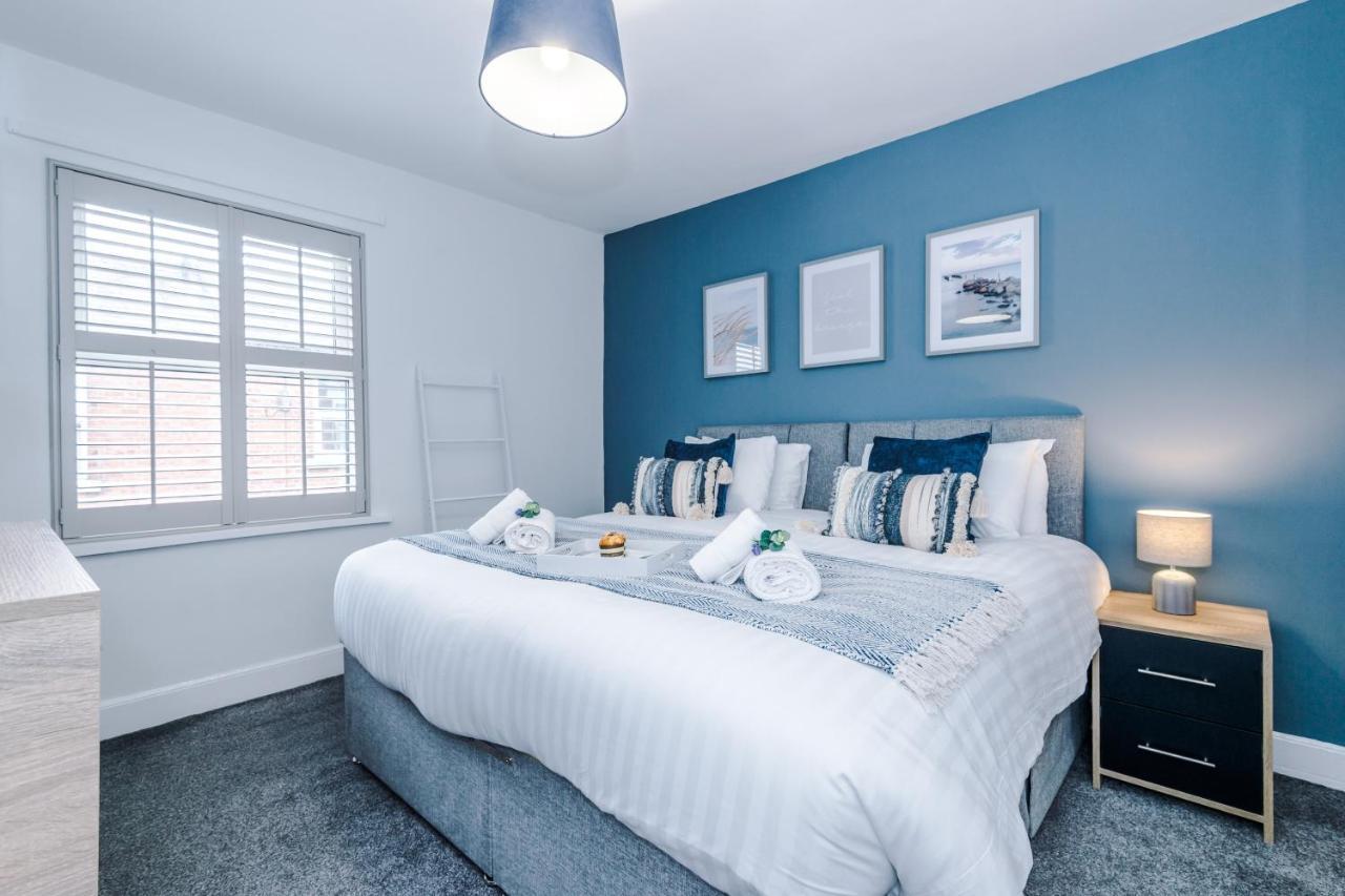 Stylish 2-Bed City-Centre Home In Chester By 53 Degrees Property - Ideal For Couples & Groups - Sleeps 6 ภายนอก รูปภาพ